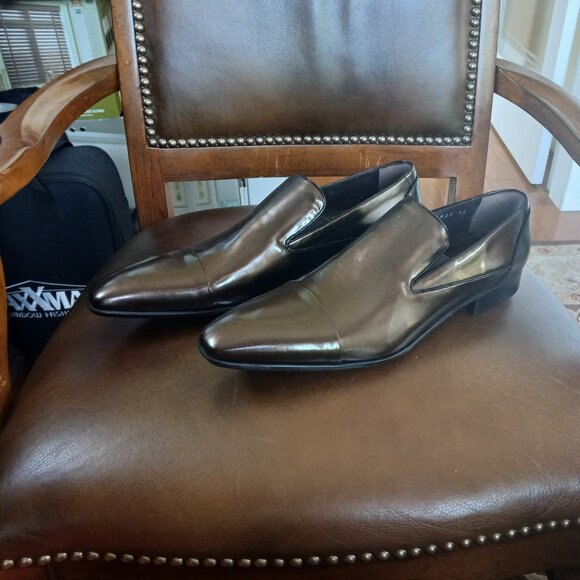 Mens sleek leather dress shoes. - Picture 1 of 7